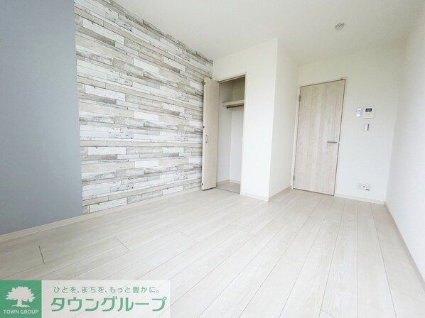 モダンアパートメント津田沼EASTの物件内観写真